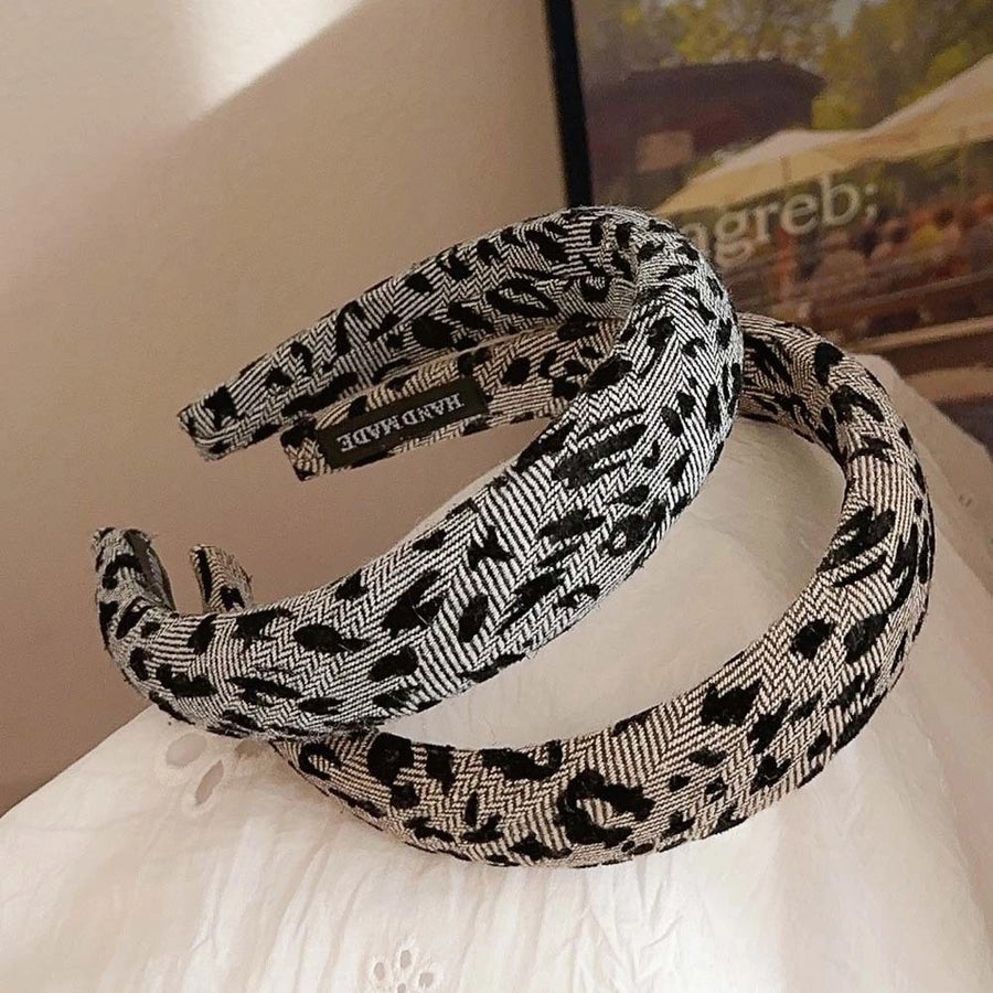 Retro Women's Leopard Cloth Resin Hair Band