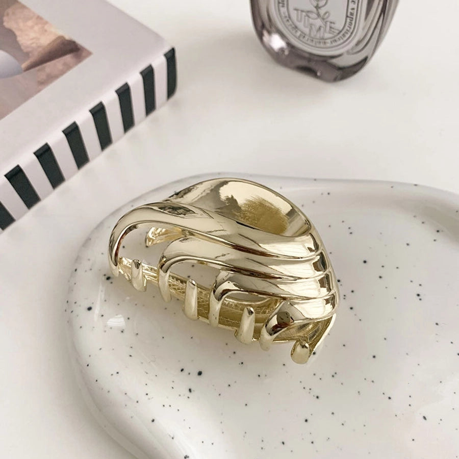 Women's Casual Simple Style Solid Color Alloy Hair Claws