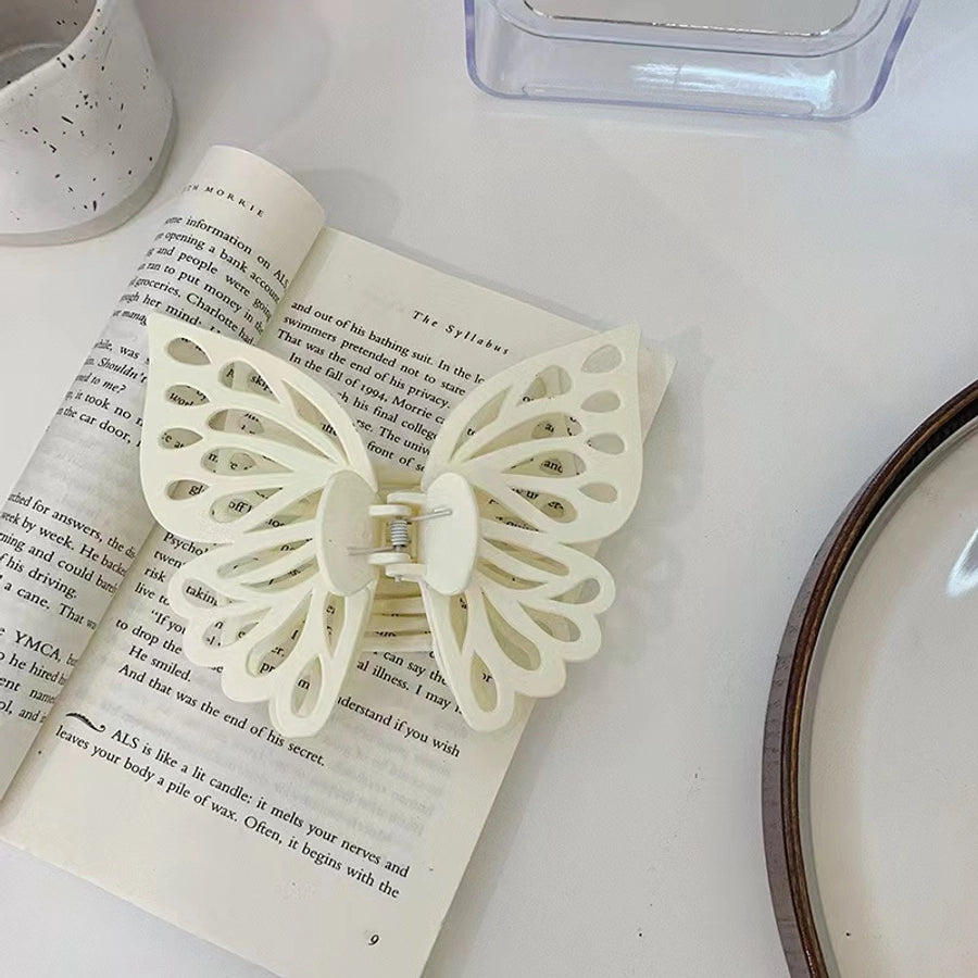 sweet butterfly plastic hollow out hair claws
