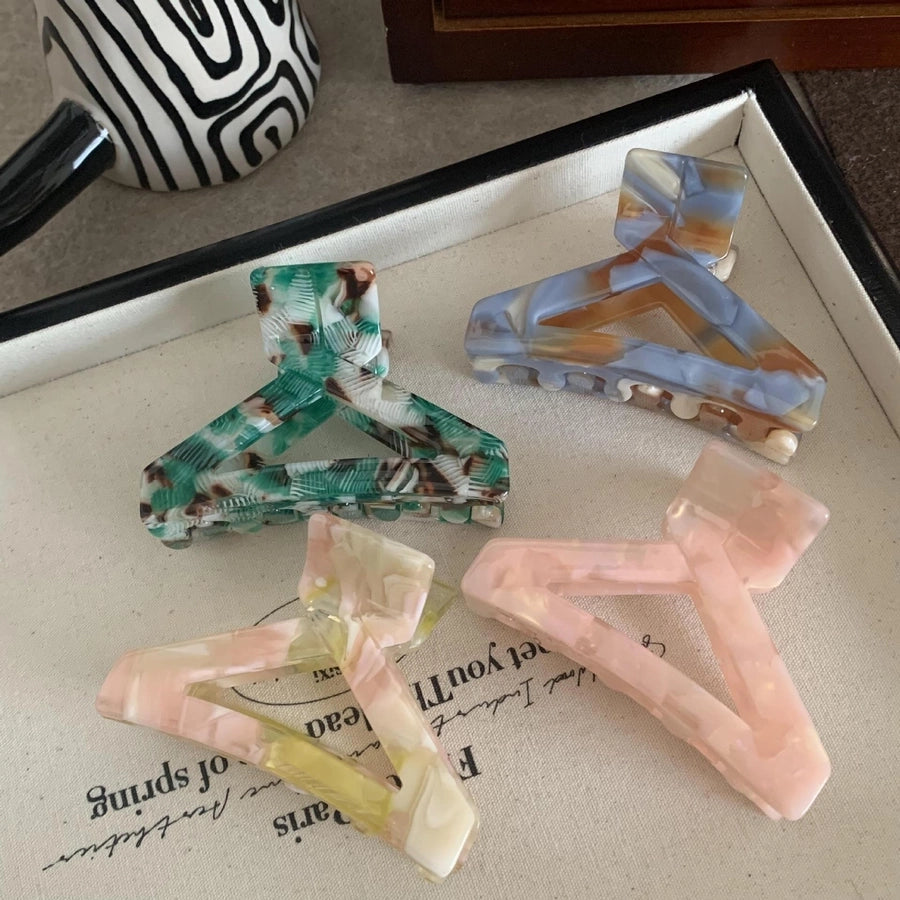 Women's Casual Simple Style Geometric Acetic acid sheets Hair Claws