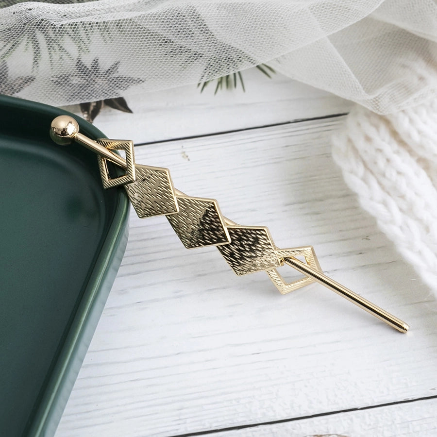 women's simple style geometric metal plating hair clip