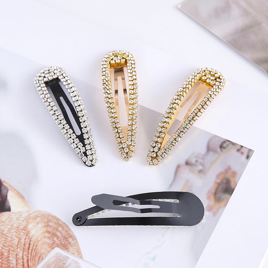 Women's Luxurious Sweet Shiny Geometric Iron Inlay Rhinestones Hair Clip