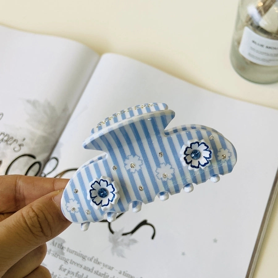 Women's Cute Solid Color Flower Acetic acid sheets Hair Claws