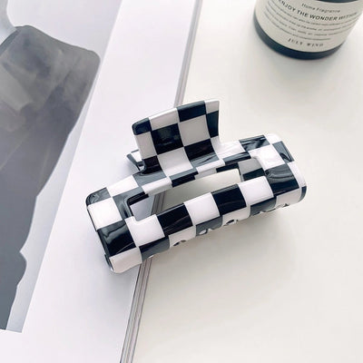 simple style lattice pvc hollow out hair claws