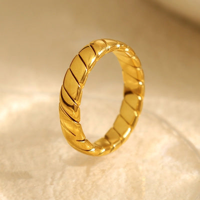Jewelry Elegant Round 304 Stainless Steel 18K Gold Plated Polishing Plating Rings