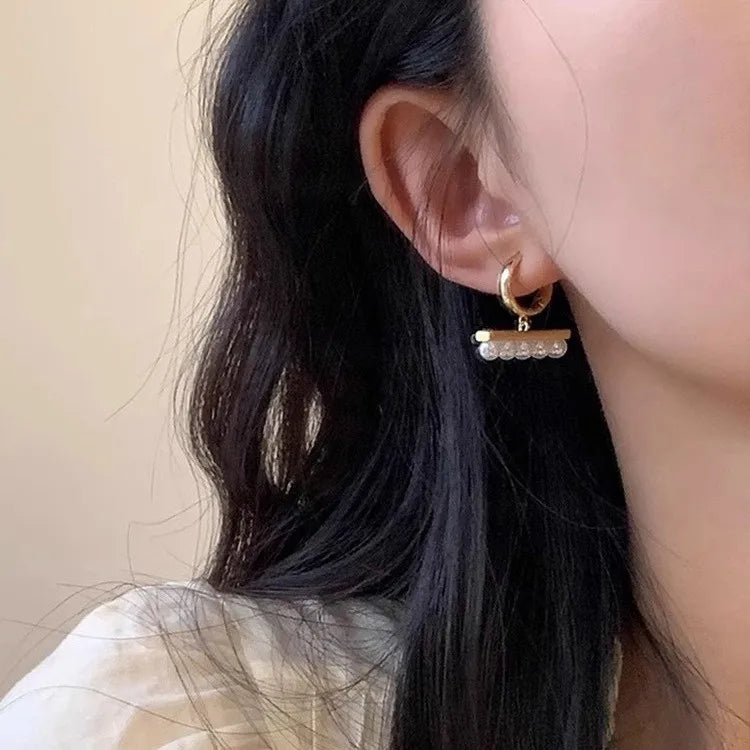 1 Pair Elegant Lady Geometric Heart Shape Plating Alloy Drop Earrings Ear Studs