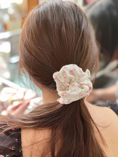 Small sweet summer garden Korean  floral lace hair band French super fairy Western style large intestine ring hair accessories