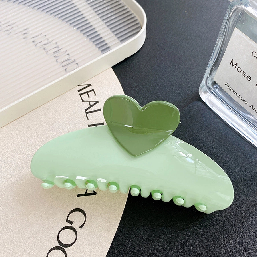 Women's Simple Style Heart Shape Plastic Resin Hair Claws