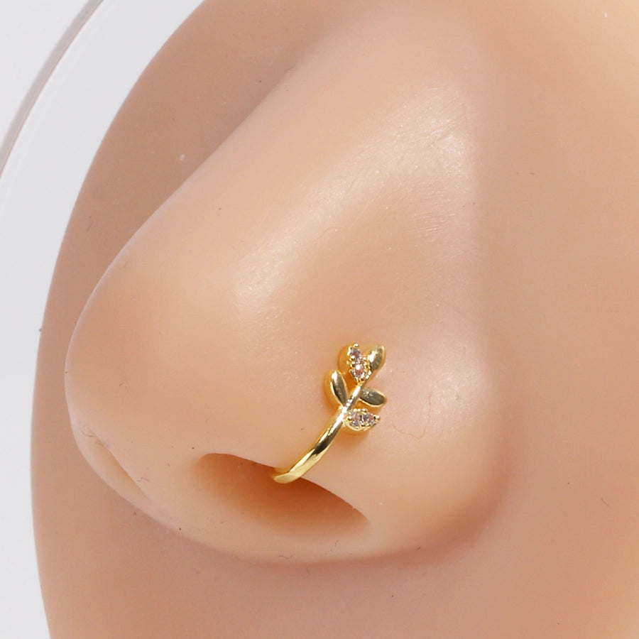 1 Piece Nose Rings & Studs Simple Style Commute Star Moon Copper Hollow Out Artificial Rhinestones Zircon 18K Gold Plated