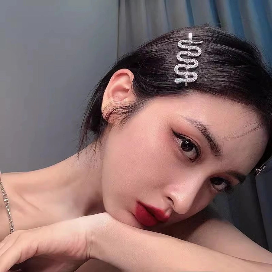 Women's Simple Style Classic Style Snake Alloy Inlay Zircon Hair Clip