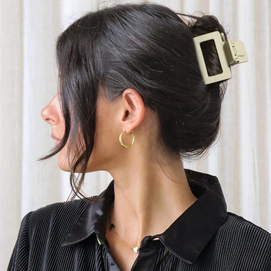 lady solid color plastic resin stoving varnish hair claws