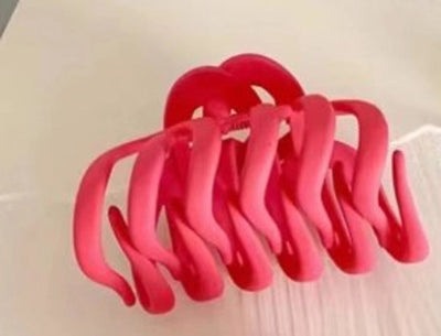 simple style solid color plastic hair claws