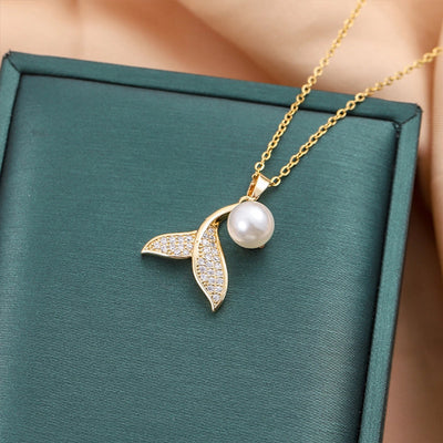 Jewelry Cute IG Style Fish Tail Titanium Steel Brass Pearl Zircon 18K Gold Plated Inlay Pendant Necklace