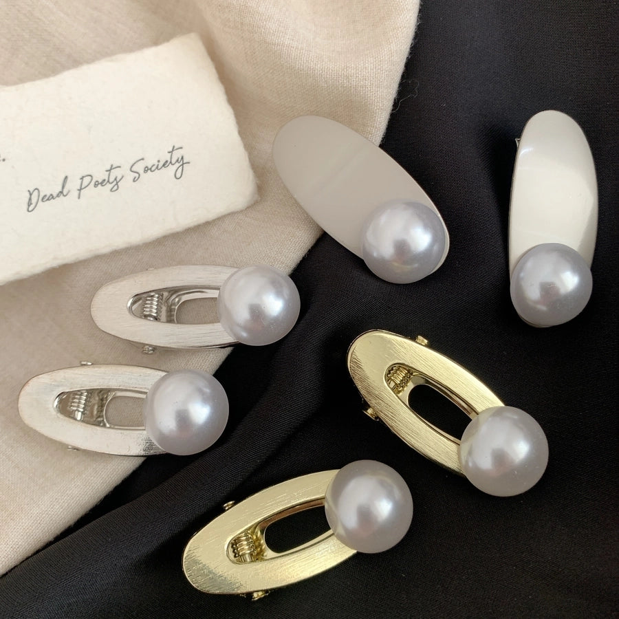 Women's Simple Style Classic Style Solid Color Alloy Hair Clip