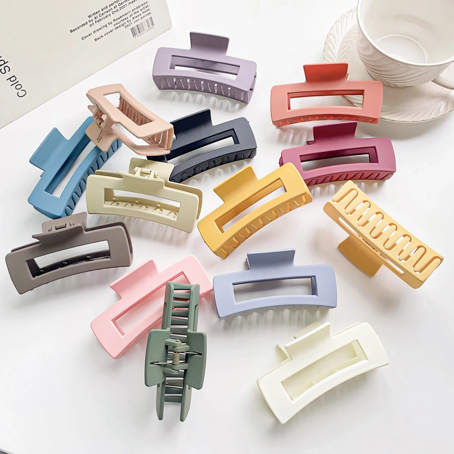 Women's Simple Style Classic Style Solid Color Plastic Hair Claws