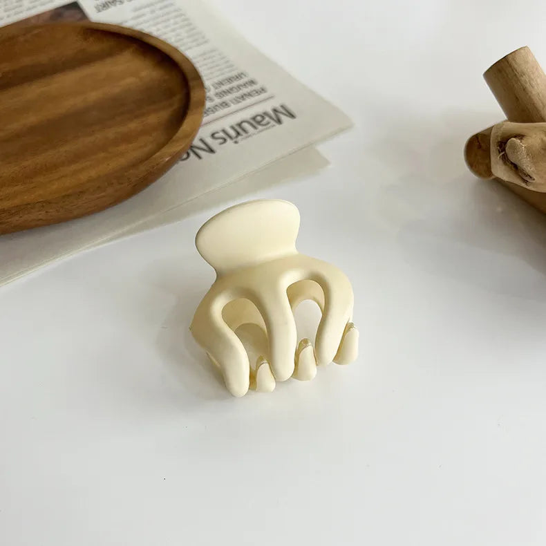 autumn and winter new milk tea coffee grasp clip elegant temperament hair claw back head hair grasp ins simple hair accessories