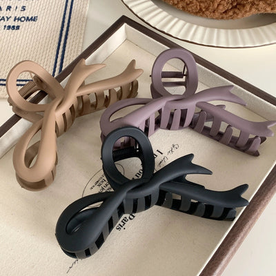 simple style bow knot plastic hair claws