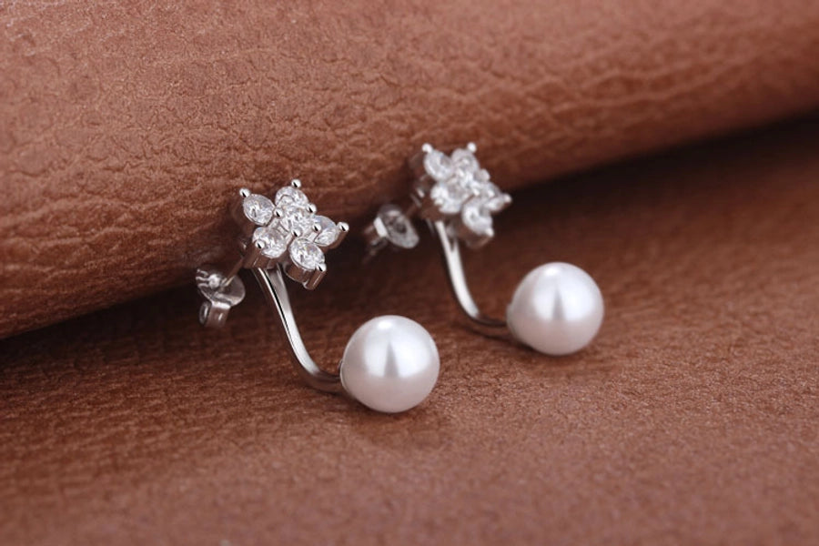 1 Pair Simple Style Classic Style Solid Color Inlay Copper Pearl Zircon Ear Studs