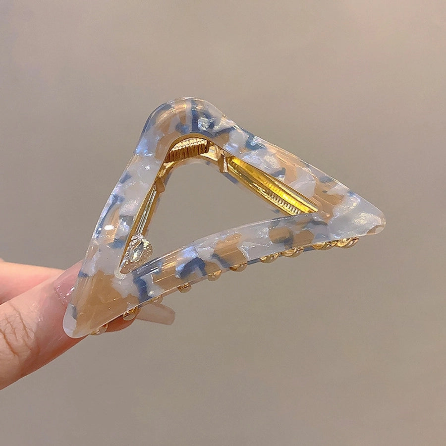 Women's Sweet Simple Style Triangle Alloy Resin Hollow Out Hair Claws