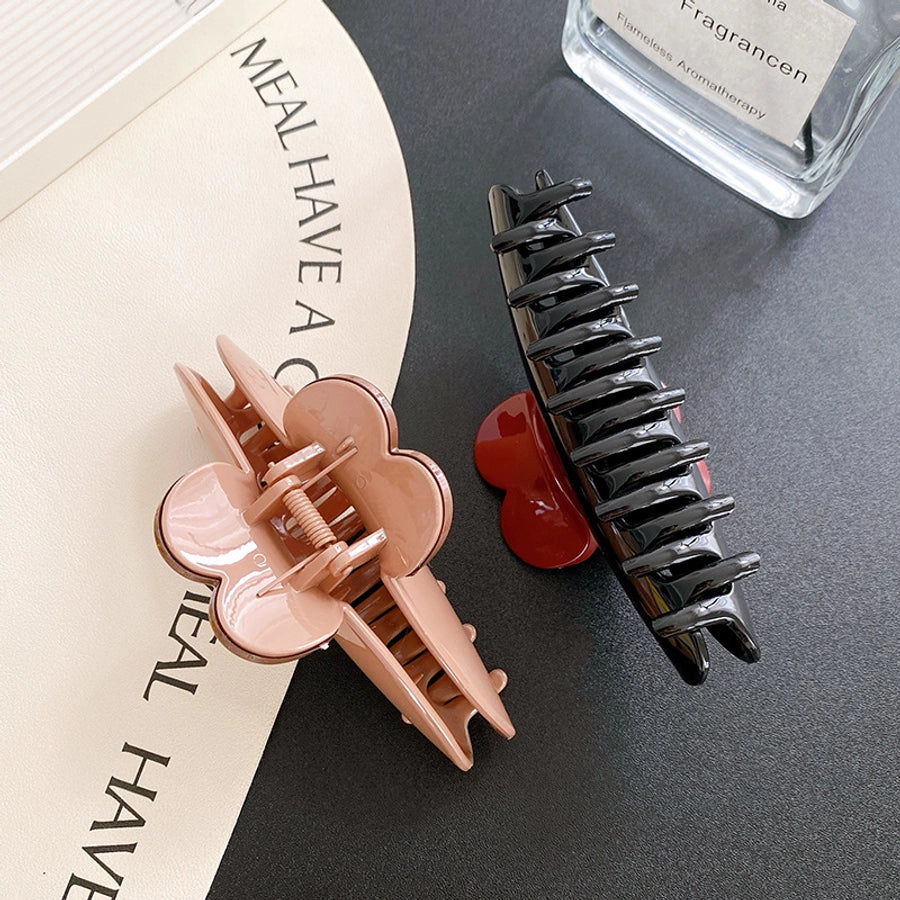 Women's Simple Style Heart Shape Plastic Resin Hair Claws