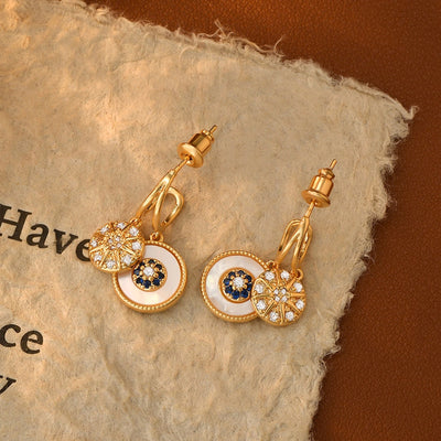1 Pair Elegant Simple Style Heart Shape Eye Bee Inlay Copper Freshwater Pearl Zircon 18K Gold Plated Drop Earrings