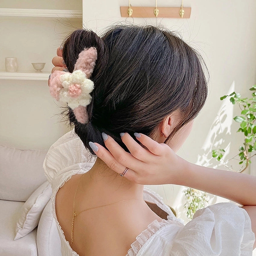 Women's Sweet Floral Plush Hair Claws