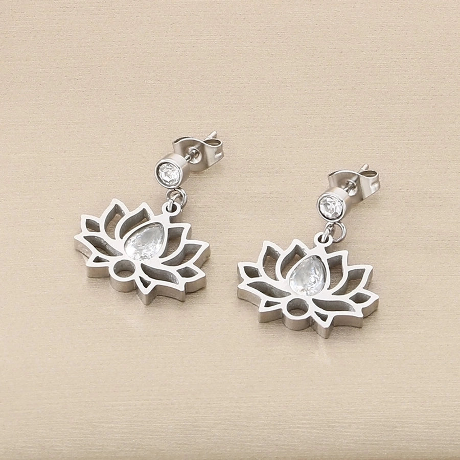 1 Pair Vintage Style Flower Hollow Out Inlay 304 Stainless Steel Zircon 18K Gold Plated Ear Studs