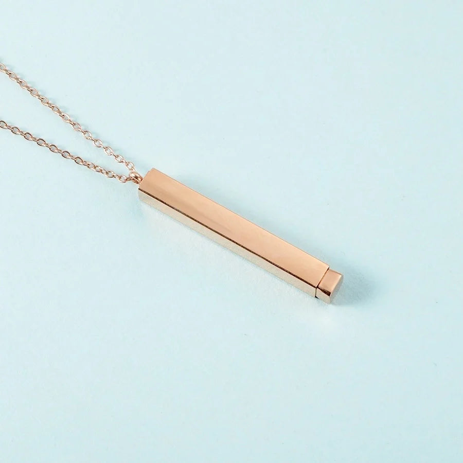 Jewelry Streetwear U Shape 304 Stainless Steel 18K Gold Plated Pendant Necklace