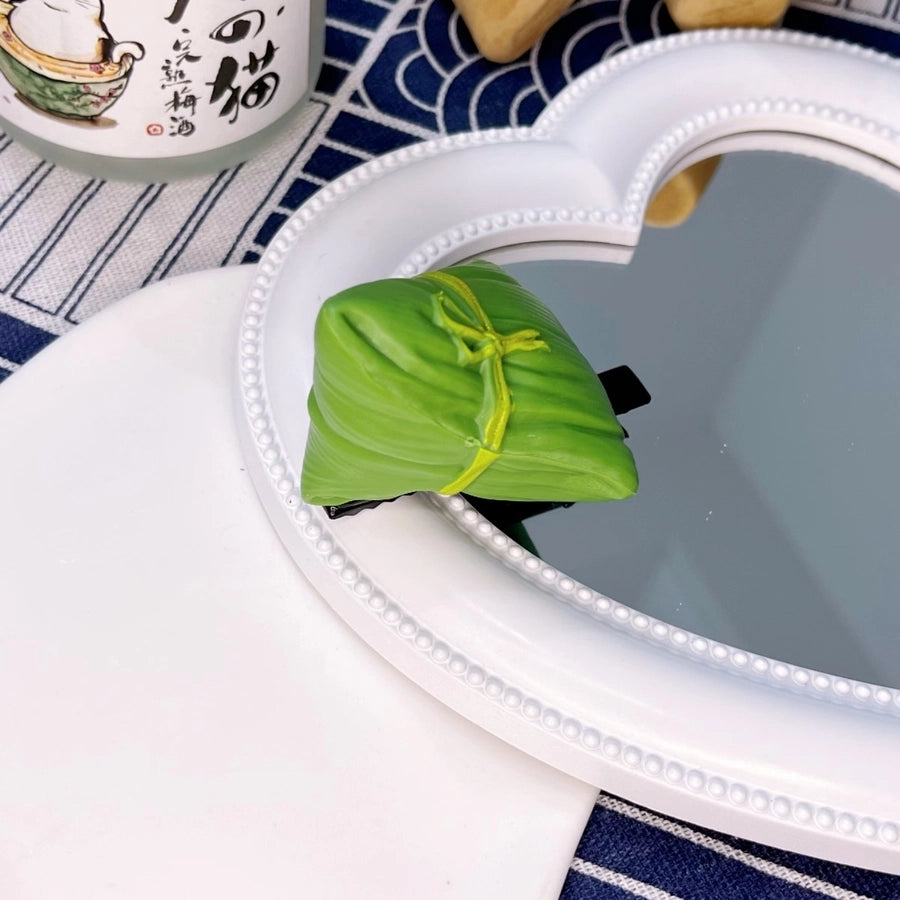 modern style cartoon plastic hair clip