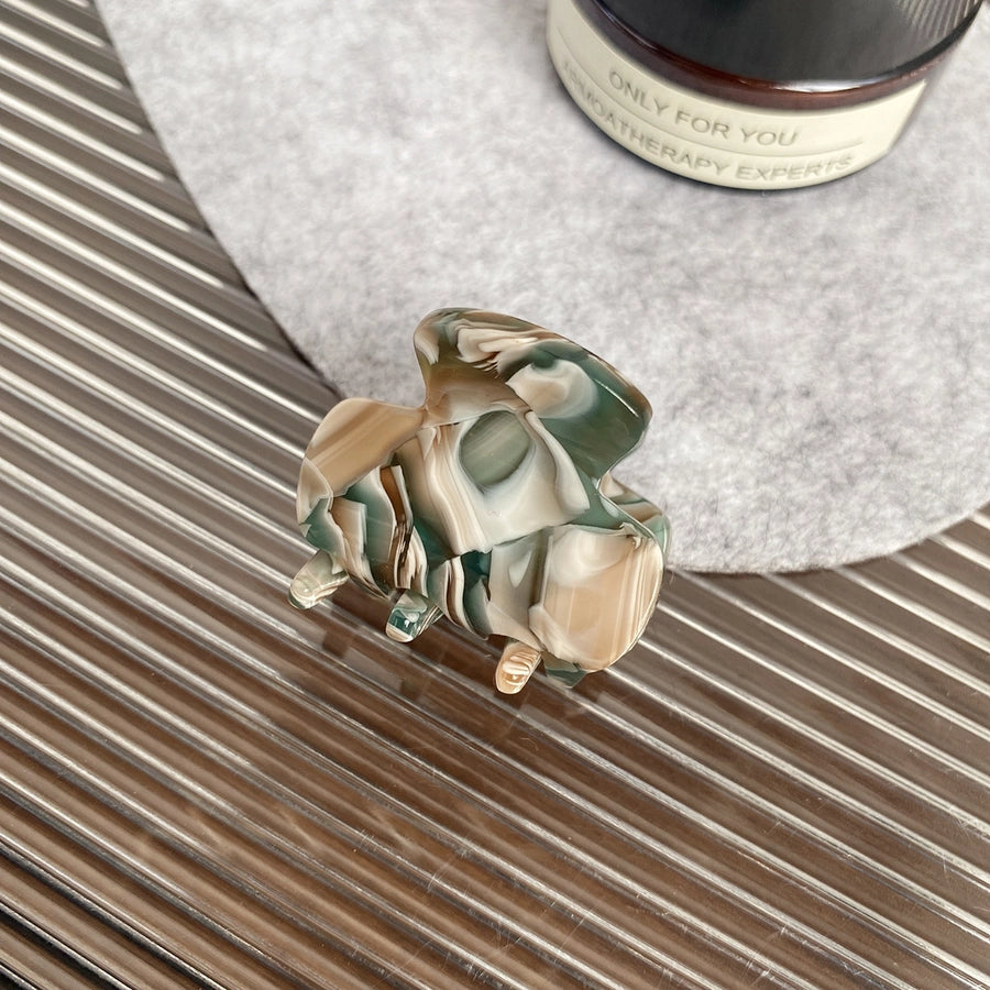 Beautiful Mini small size acetate grip bangs clip side broken hairpin hairpin air texture shark clip ponytail headdress