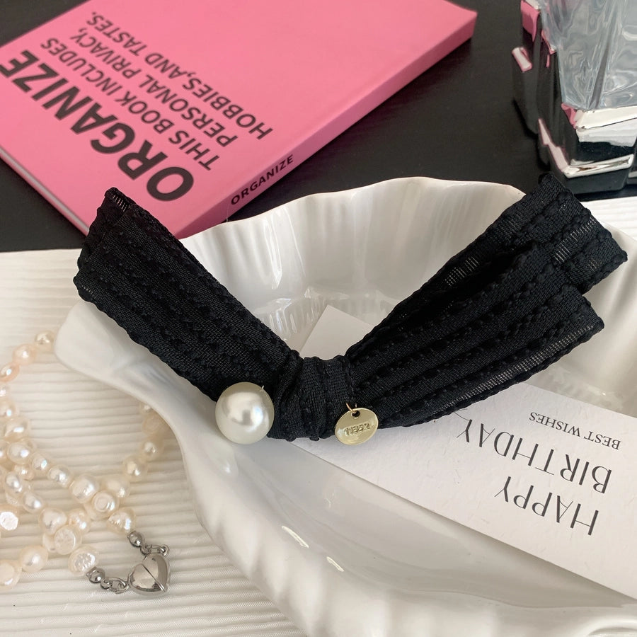 Women's Sweet Simple Style Solid Color Cloth Hair Clip