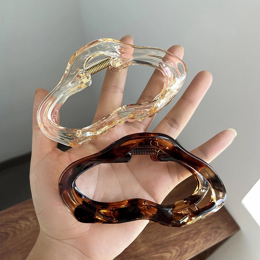 Women's French Style IG Style Solid Color Plastic Spray Paint Hair Claws