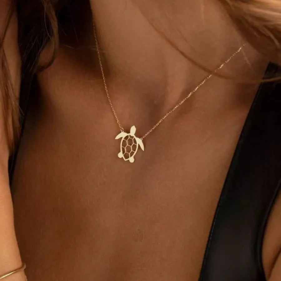 Wholesale Jewelry Cute Tortoise 304 Stainless Steel Pendant Necklace cable chain