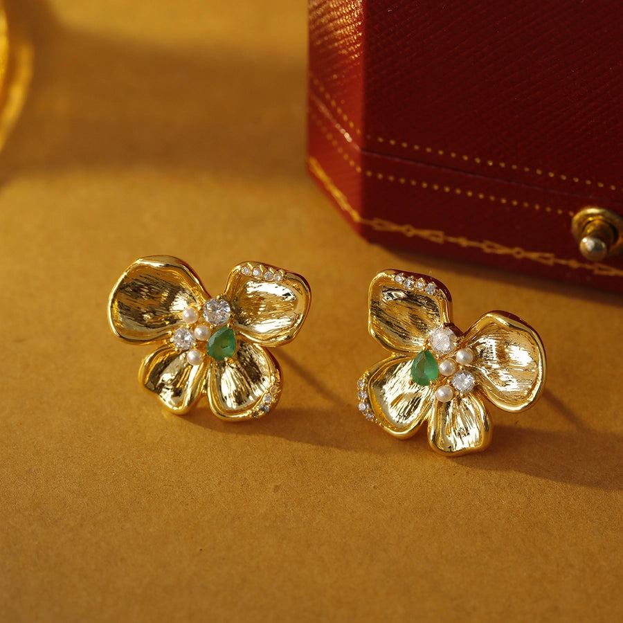 1 Pair Luxurious Vacation Sweet Flower Inlay Carving Copper Crystal Zircon 18K Gold Plated Ear Studs