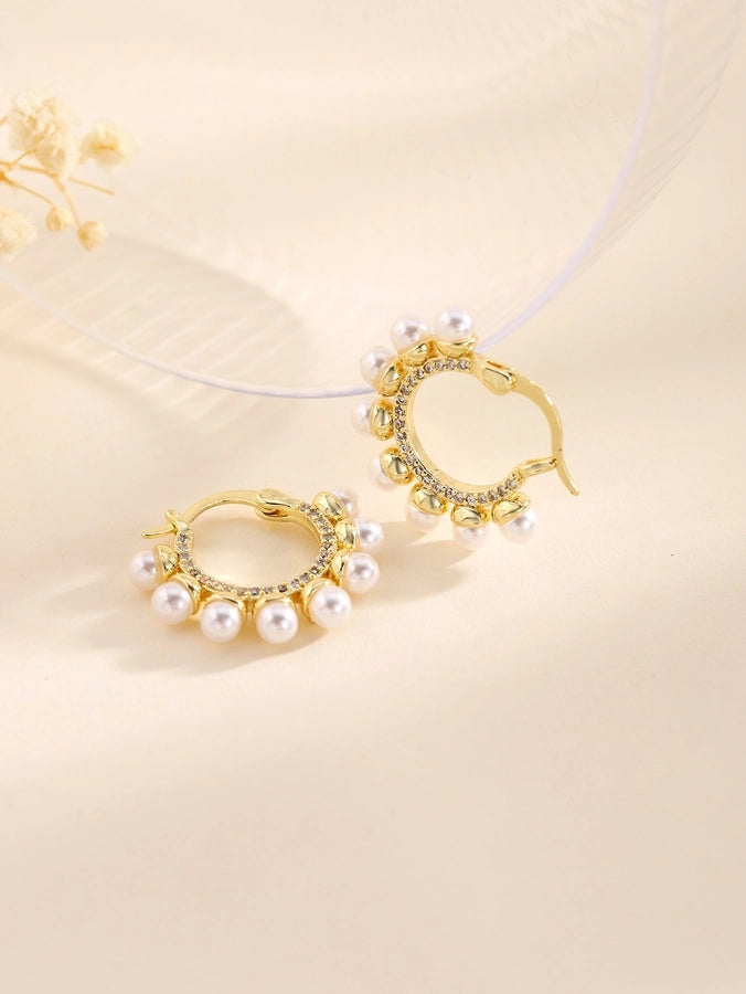 1 Pair Elegant Classical Romantic Solid Color Copper Ear Studs