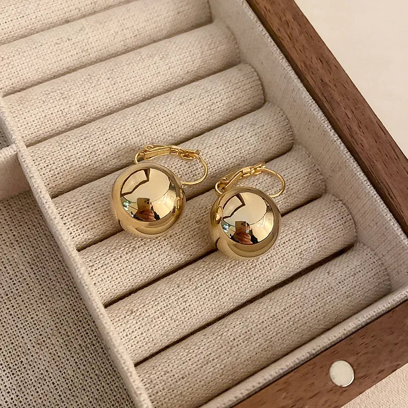 retro c shape solid color metal plating women's earrings 1 pair