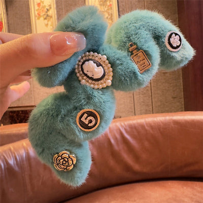 New Plush Large Size Grip Retro Classic Style Hair Volume Multi-Head Updo Hair Claw Shark Clip