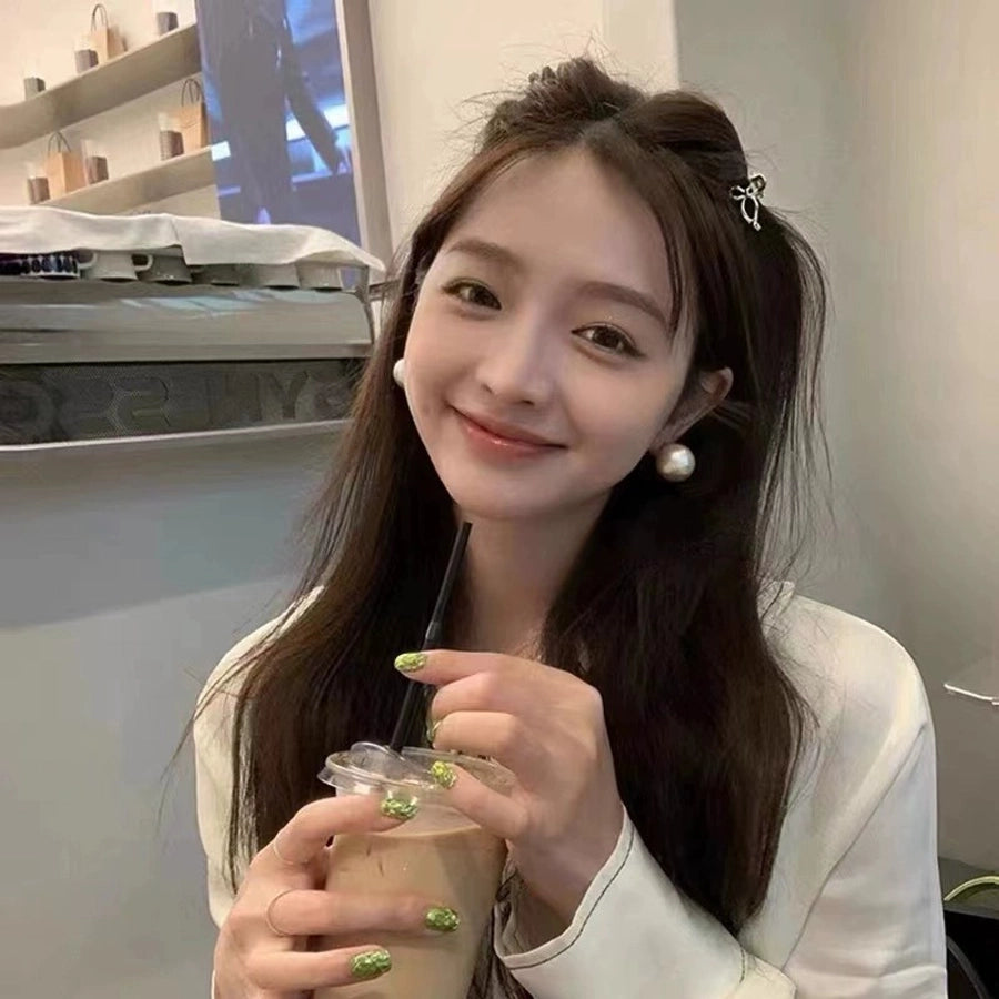 Go to windy places Liu Yifei Xu Hongdou with the same bow small grip Princess head metal bangs hairpin female