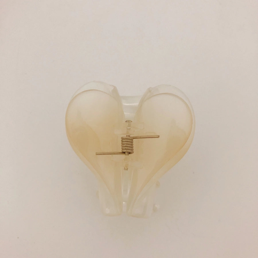 Women's Sweet Heart Shape Plastic Stoving Varnish Hair Claws