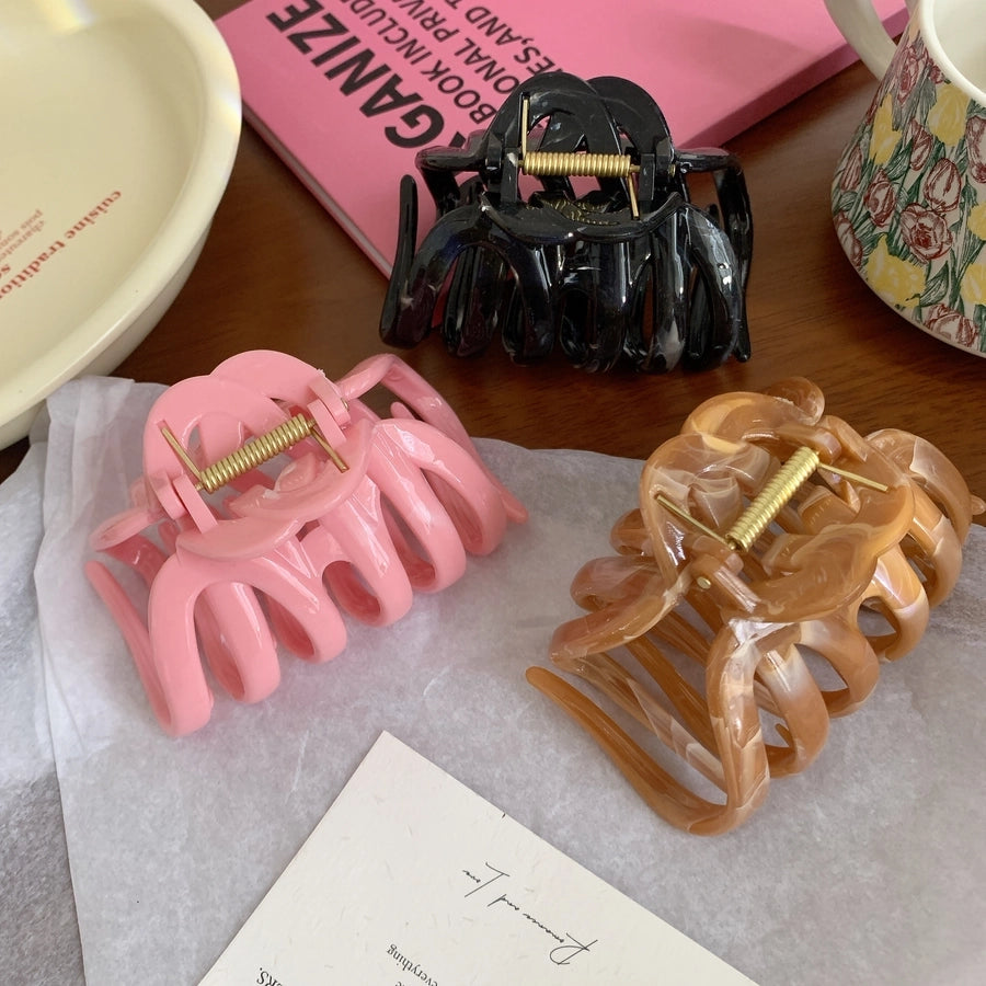 Women's Casual Simple Style Solid Color Plastic Hair Claws