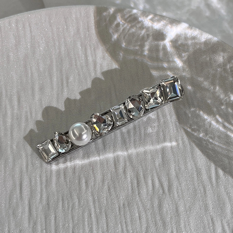 Women's Simple Style Round Alloy Inlay Zircon Hair Clip