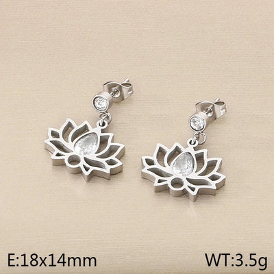 1 Pair Vintage Style Flower Hollow Out Inlay 304 Stainless Steel Zircon 18K Gold Plated Ear Studs