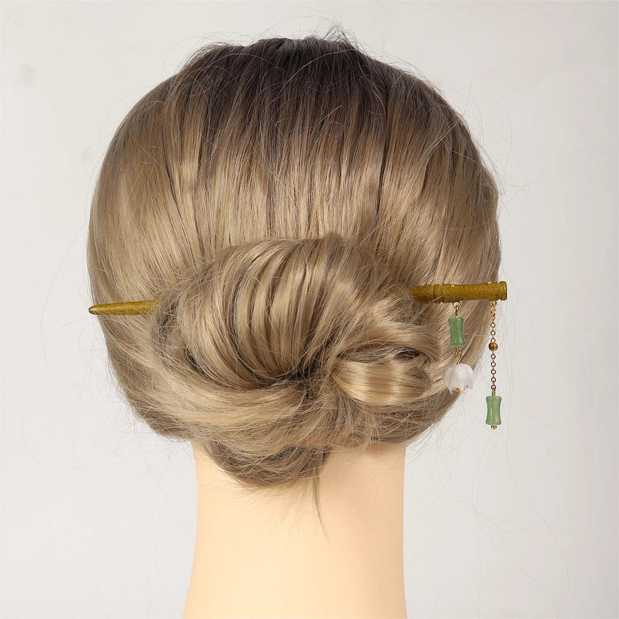 Women's Chinoiserie Classic Style Artistic Bamboo Flower Wood Tassel Hairpin