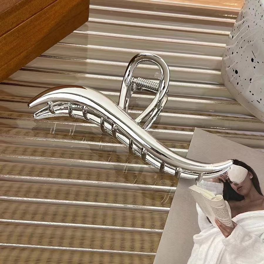 Simple Fashionable Golden Line Sense Large Shark Clip Back Head Grip Fashion Elegant Hairware