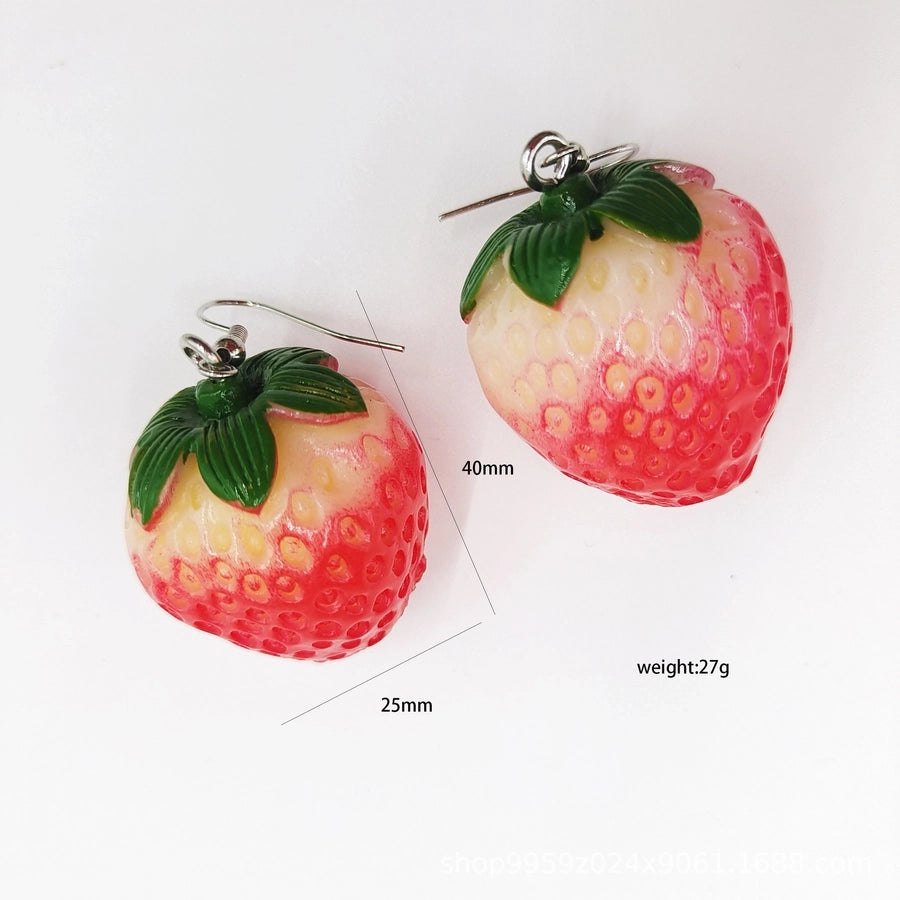 Europe and the United States  personality sweet three-dimensional resin simulation strawberry earrings earrings creative female fun fruit earrings