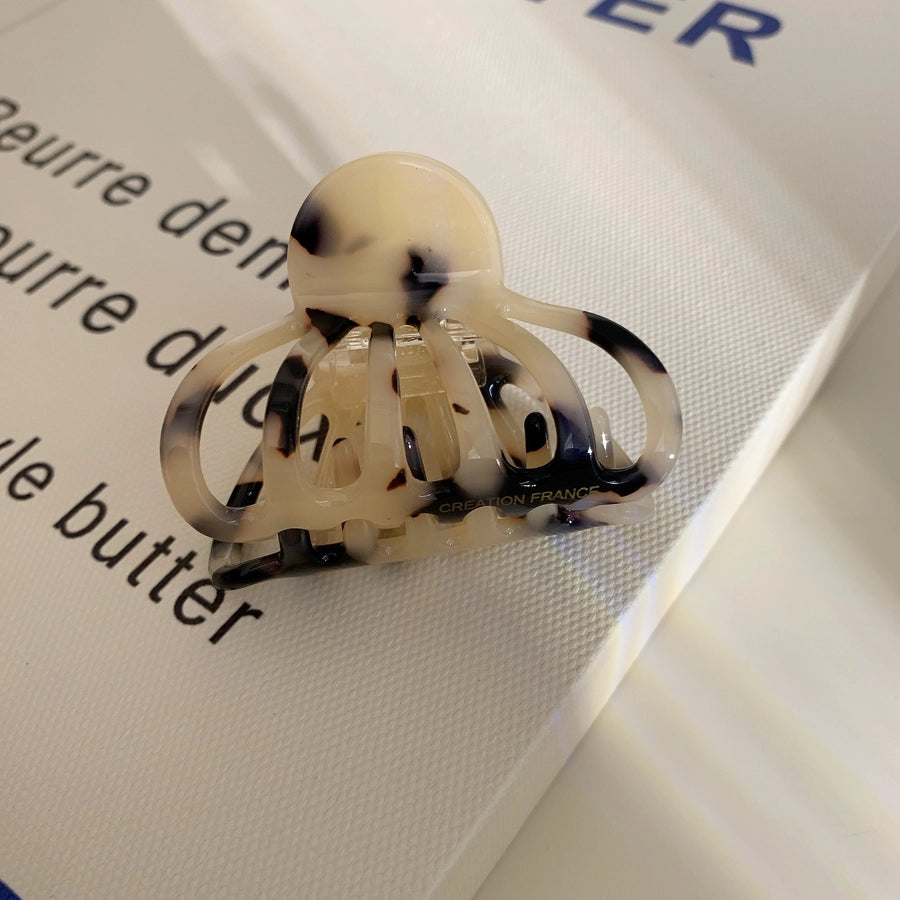 Women's Casual Simple Style Marble Shell Acetic acid sheets Hollow Out Hair Claws