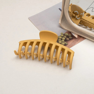 simple style solid color plastic resin spray paint hair clip 1 piece