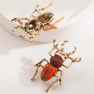 Dignified Sense of Design Alloy Dripping Oil Diamond Insect Stud Earrings Vintage Personal Influencer Beetle Earrings