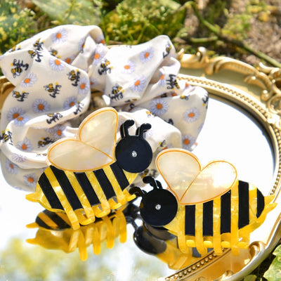 YHJ Hair Accessories  New Acetic Acid Diamond Bees Grab Clip Large Hairpin Back Hair Shark Clip Hair Grab