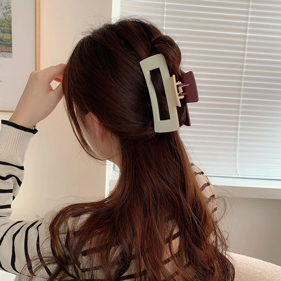 Women's Elegant Retro Commute Color Block Plastic Hair Claws
